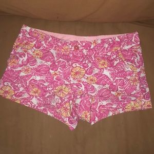 Lilly Pulitzer pink seashell shorts, size 6